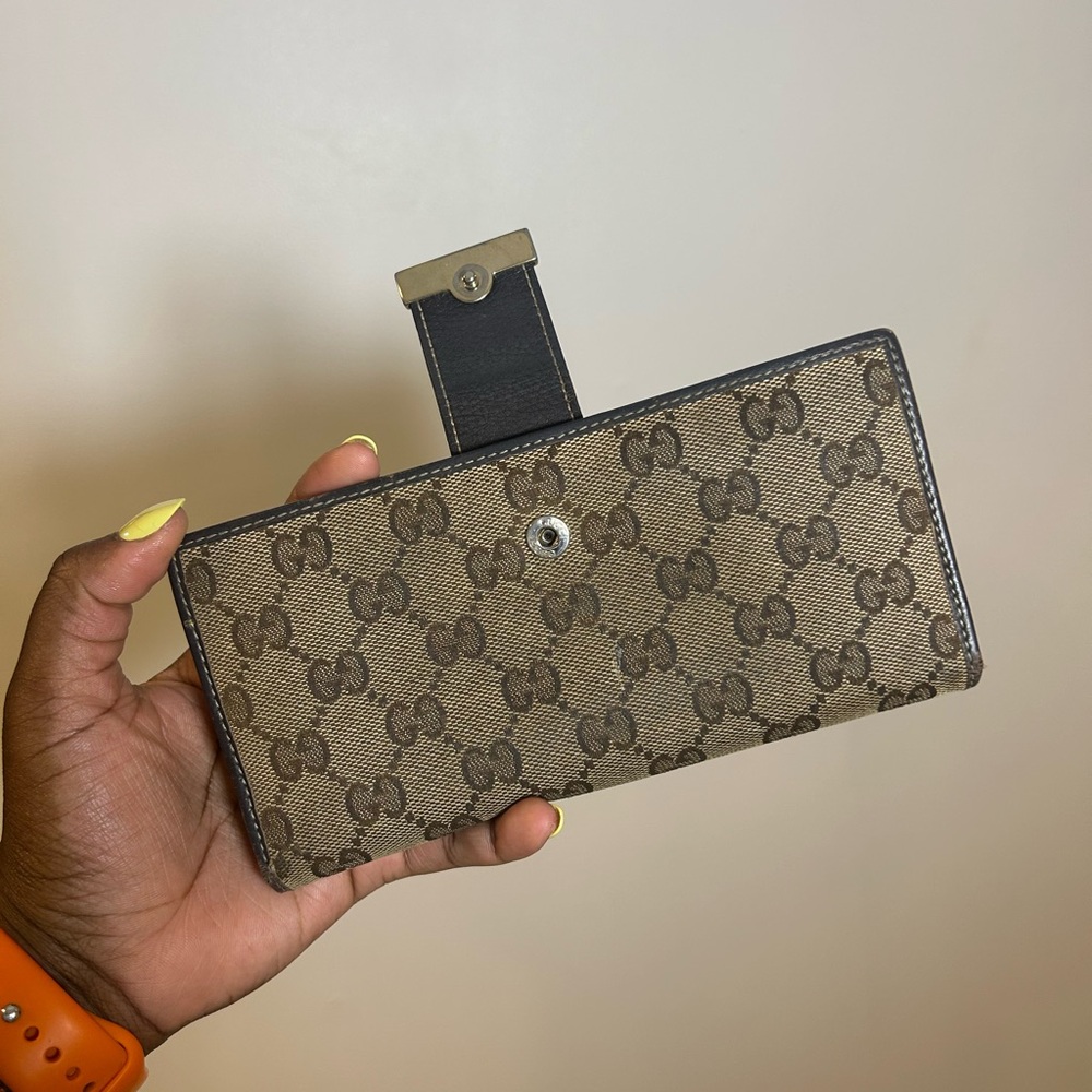 Gucci GG Canvas & Leather Continental Wallet - Picture 4 of 9